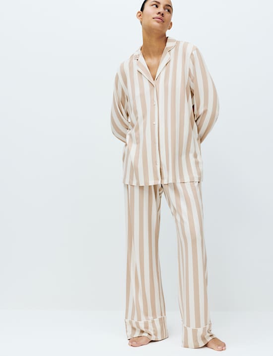 Soft Touch Printed Revere Pyjama Set