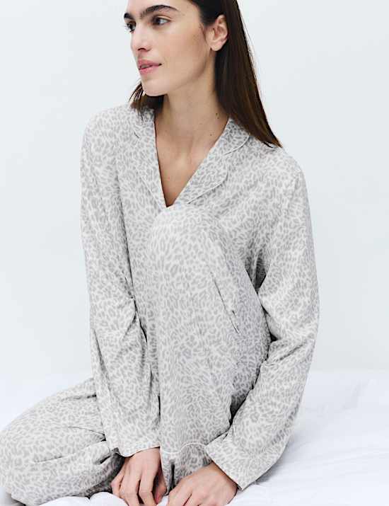 Soft Touch Printed Revere Pyjama Set