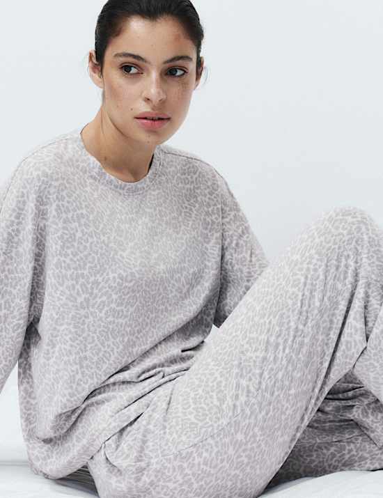 Cosy Knit Printed Cuffed Pyjama Set