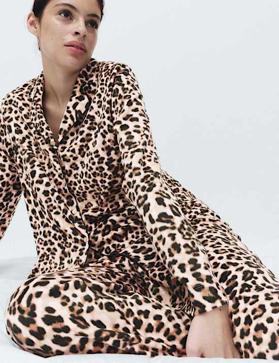 Fleece Printed Revere Pyjama Set