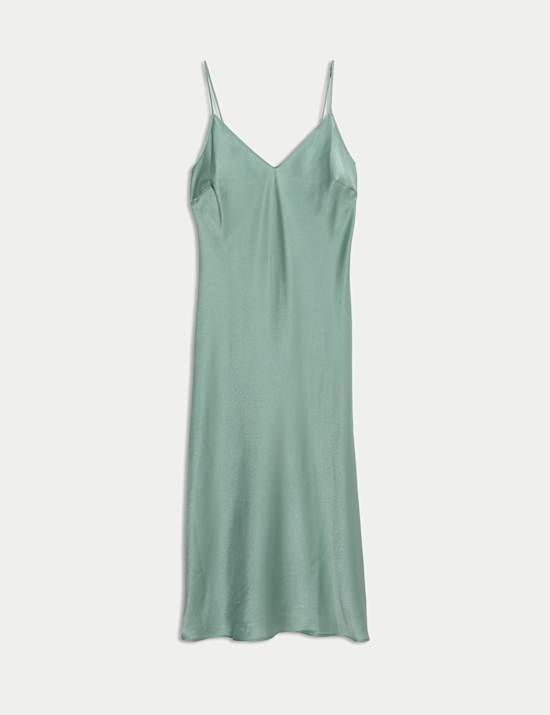 Nuisette en satin