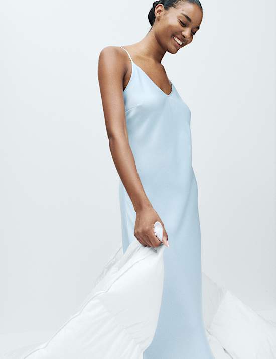 Dream Satin™ Long Chemise