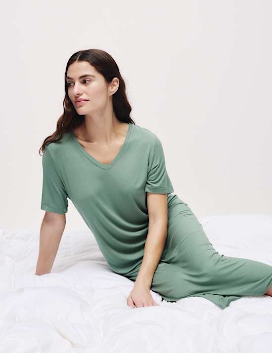 Νυχτικό με δαντελένιες φάσες