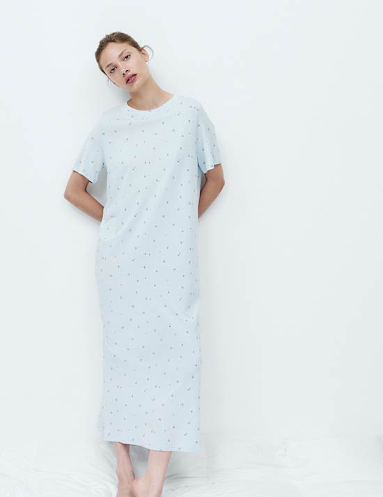 Chemise de nuit longue en modal et coton &agrave; imprim&eacute;