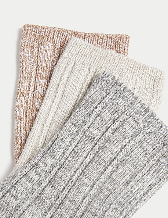 3pk Sumptuously Soft™ Thermal Socks