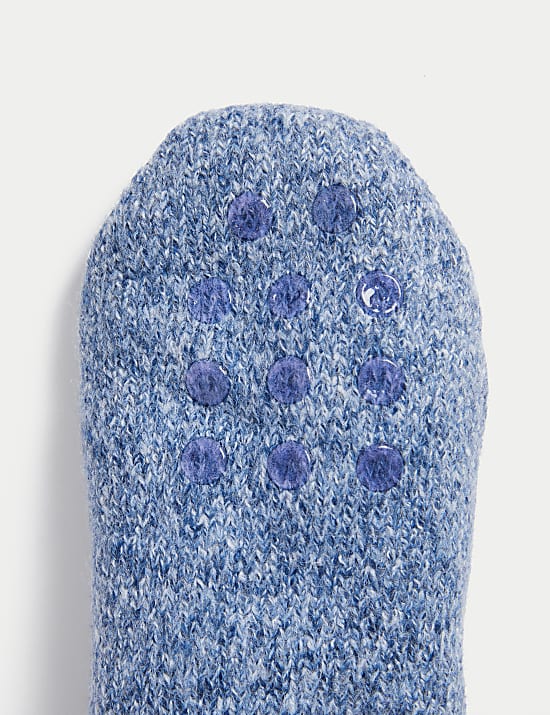 Χνουδωτές κάλτσες-παντόφλες με συνθετική γούνα