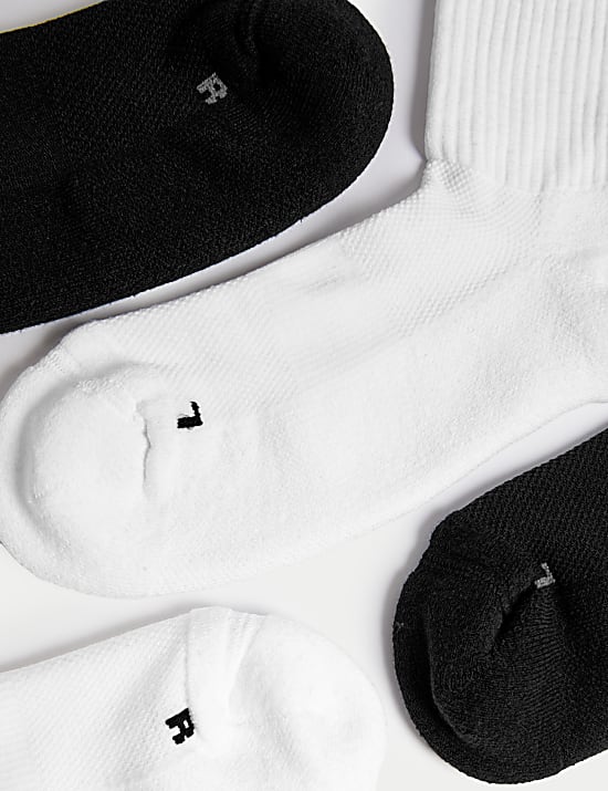 2 ζευγάρια κάλτσες μέχρι τον αστράγαλο με σχεδίαση που αποτρέπει τις φουσκάλες