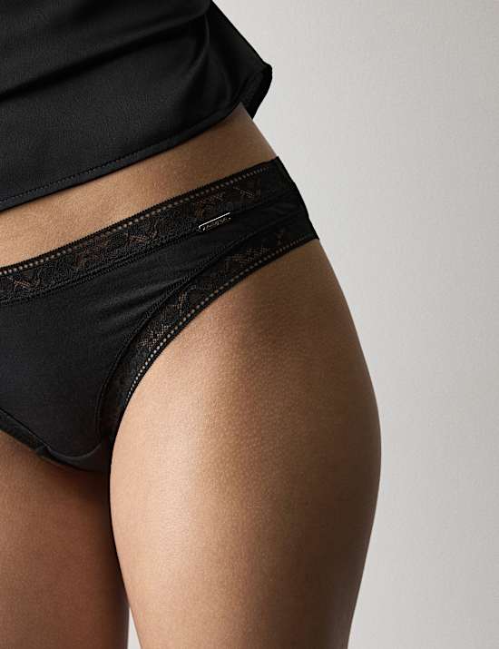 Lot de 4 tangas en modal mélangé et soie