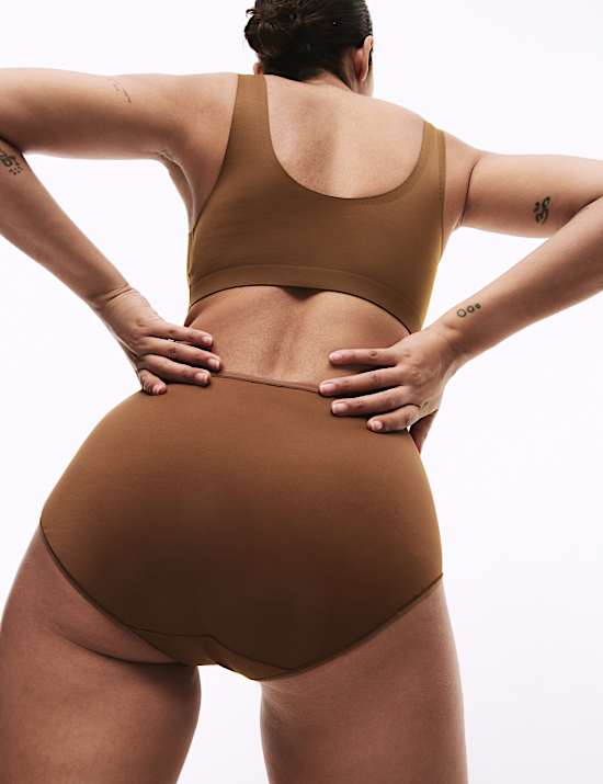 Lot de 5 culottes embo&icirc;tantes en microfibre