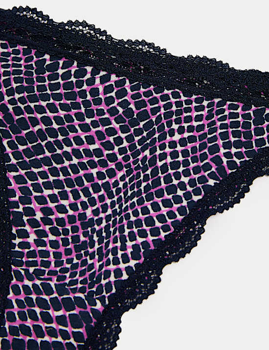 Στρινγκ με υψηλή περιεκτικότητα σε βαμβάκι, σετ των 3