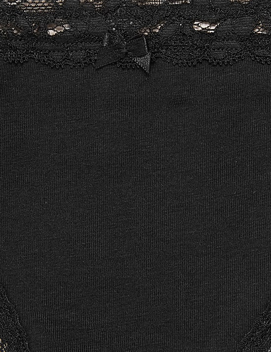 3pk Cotton Rich Bikini Knickers