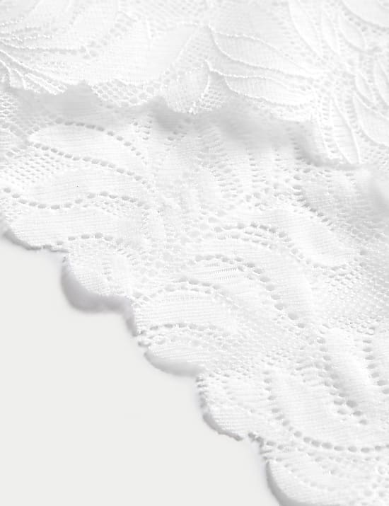 3 Pak Celana Dalam Wanita Brazilian Renda Flexifit™