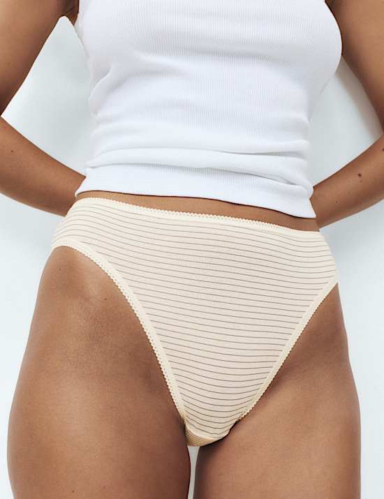 5pk Cotton Rich Lycra&reg; High Leg Knickers