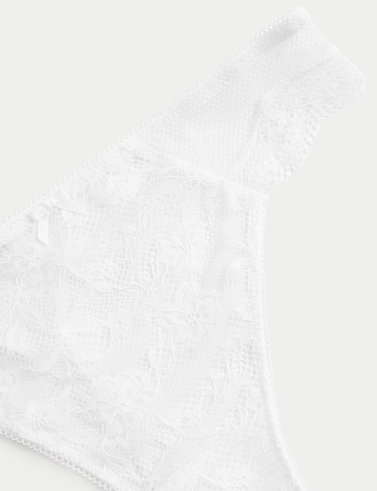 Lot de 3 strings ornés de dentelle jasmin