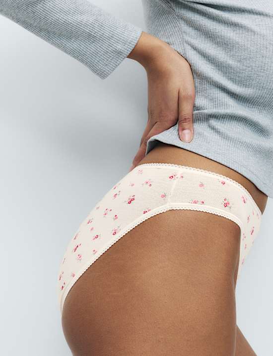 5pk Cotton Lycra&trade; High Leg Knickers