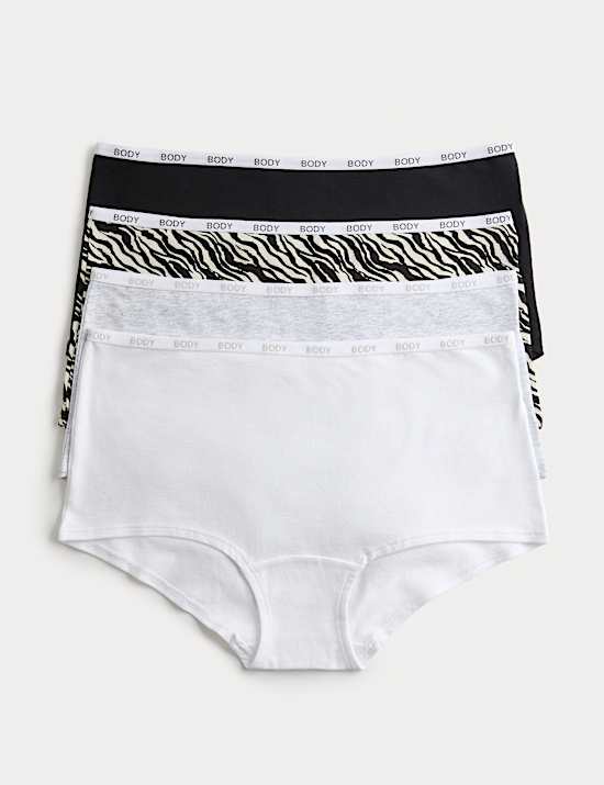 Short knickers