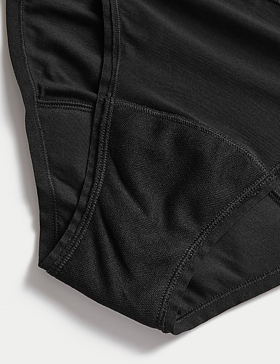 Σλιπ με ψηλό κόψιμο στους γοφούς και υψηλή απορροφητικότητα, σετ των 3