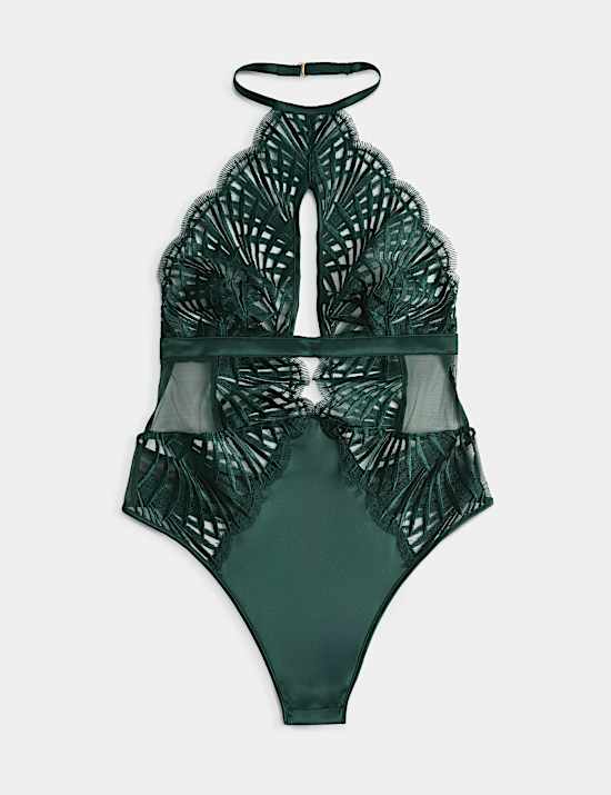 Reverie Embroidery Body