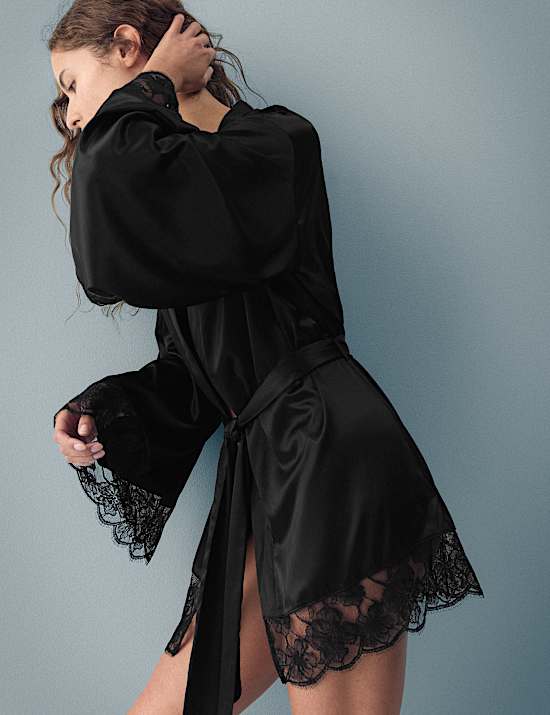 Belle Satin Wrap