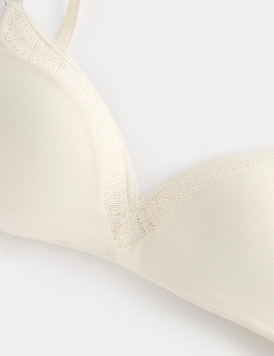 Boston Non Wired Plunge Bra (A-E)