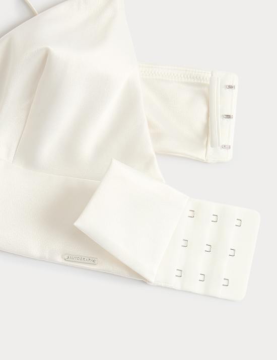 Sat&eacute;nov&aacute; braletka s čern&yacute;mi &scaron;t&iacute;tky