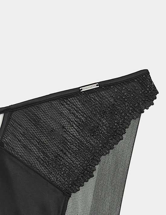 Culotte Florence coupe &eacute;chancr&eacute;e &agrave; broderie