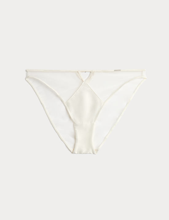 Culotte coupe &eacute;chancr&eacute;e en satin et filet