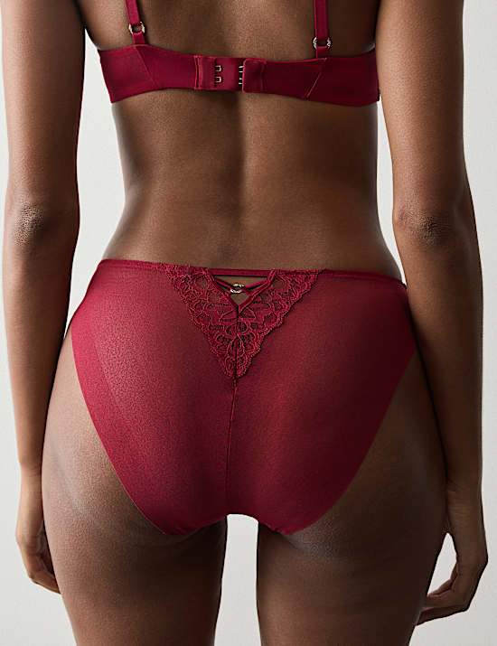 Culotte coupe &eacute;chancr&eacute;e en soie & dentelle