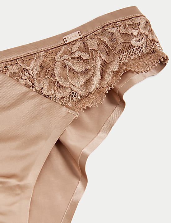 Tanga ContourWear sans coutures apparentes