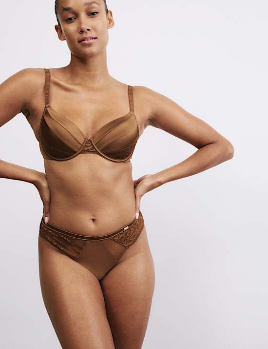 חזיית קאפ מלא עם ברזלים ממשי ותחרה במידות A-E