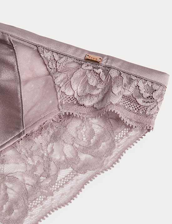 Hooguitgesneden slip van zijde & kant