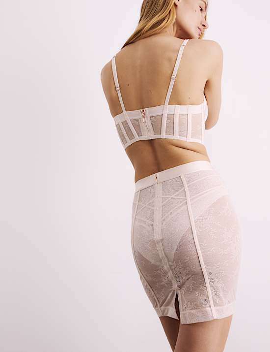 ContourWear Lace Half Slip