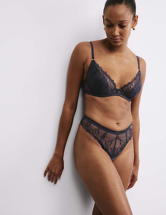 Miami-slip met borduursel, model Lisianthus