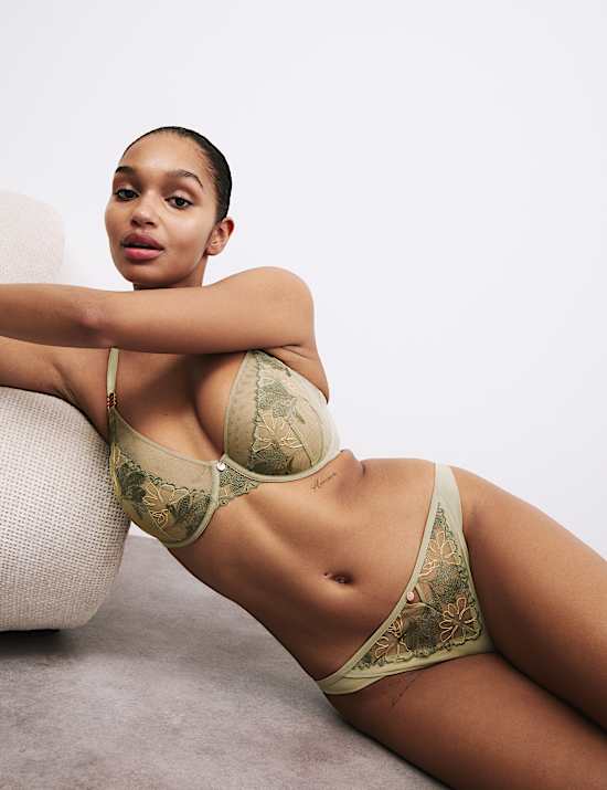 Ianthe Embroidery Wired Plunge Bra (F-H)