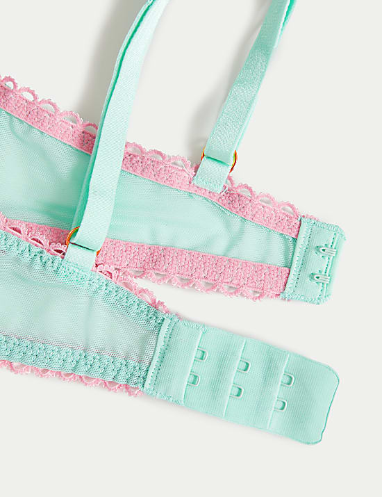 Balkonov&aacute; podprsenka Josefine s&nbsp;v&yacute;&scaron;ivkou a&nbsp;kosticemi, vel.&nbsp;A&ndash;E