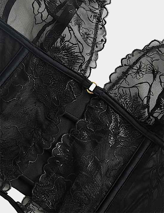 &Kappa;&omicron;&rho;&sigma;έ&sigmaf; Arianna &chi;&omega;&rho;ί&sigmaf; &mu;&pi;&alpha;&nu;έ&lambda;&alpha; &mu;&epsilon; &kappa;έ&nu;&tau;&eta;&mu;&alpha;