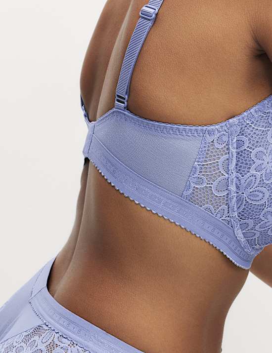 חזיית בלקונט Cleo עם ברזלים ותחרה (במידות F ומעלה)