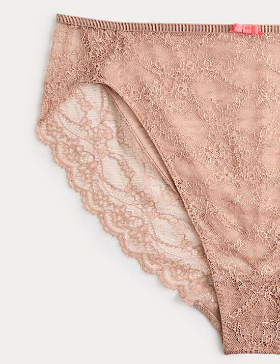 Culotte &eacute;chancr&eacute;e Ida taille haute orn&eacute;e de dentelle