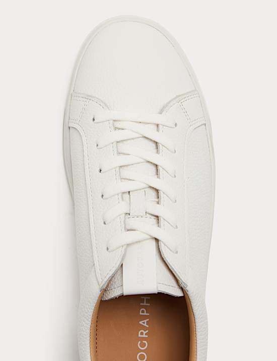 Leren sportschoenen met veters en brede pasvorm