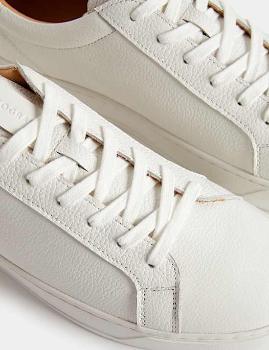 Kožené tenisky se šněrováním