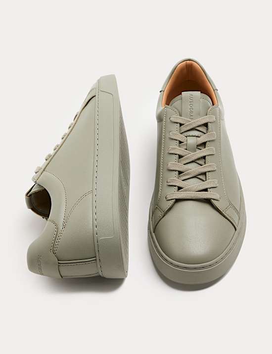 Baskets en cuir &agrave; lacets