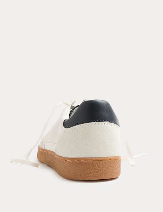 Zapatillas deportivas estilo retro con cordones