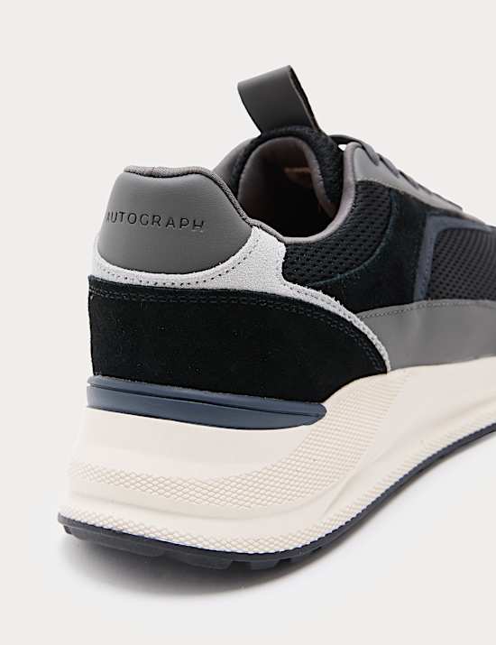 Baskets de sport en filet