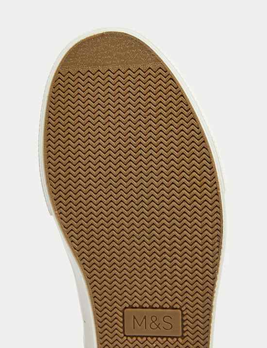 Ballerines en daim sans lacets