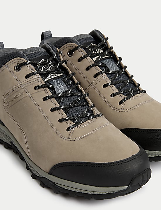 Leather Waterproof Chukka Walking Boots