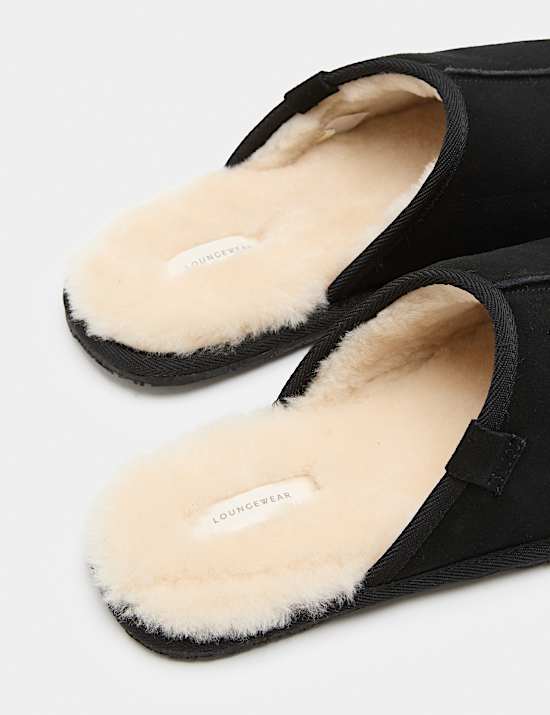 Mules en daim, dot&eacute;es de la technologie Freshfeet&trade;