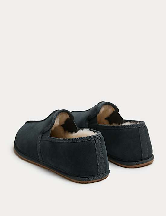 Chaussons style mocassins en daim, dot&eacute;s de la technologie Freshfeet&trade;