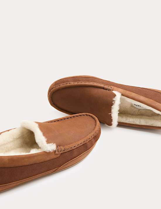 Freshfeet™-Mokassin-Slipper aus Leder mit Lammfell