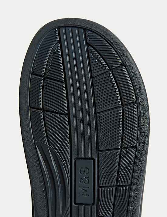 Pantoufles mules en daim