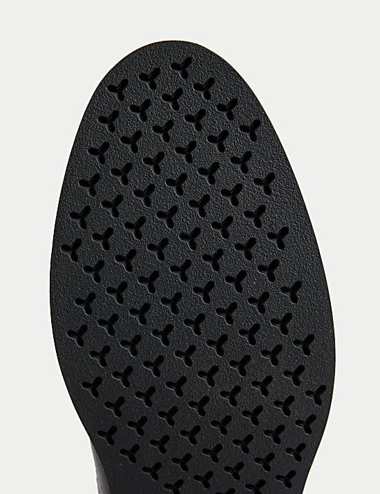 Leather Trisole Brogues